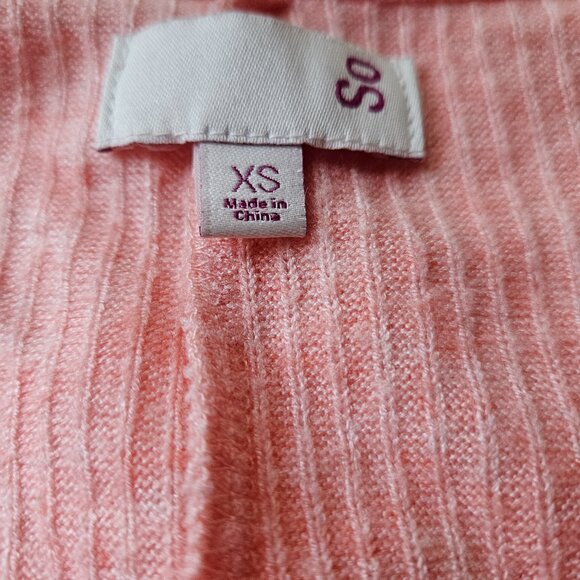 Soft Ribbed Peach Tie-Front Cropped Tee – Size XS - Picture 3 of 3